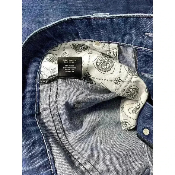 Rock and Republic Taylor Button Fly Jeans 38x28 Bootcut Blue Embroidered Wings - Picture 11 of 12